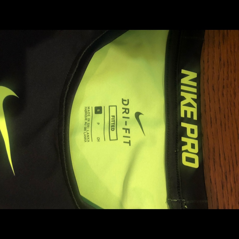 Nike Mens Small Black/neon Dri fit long sleeve